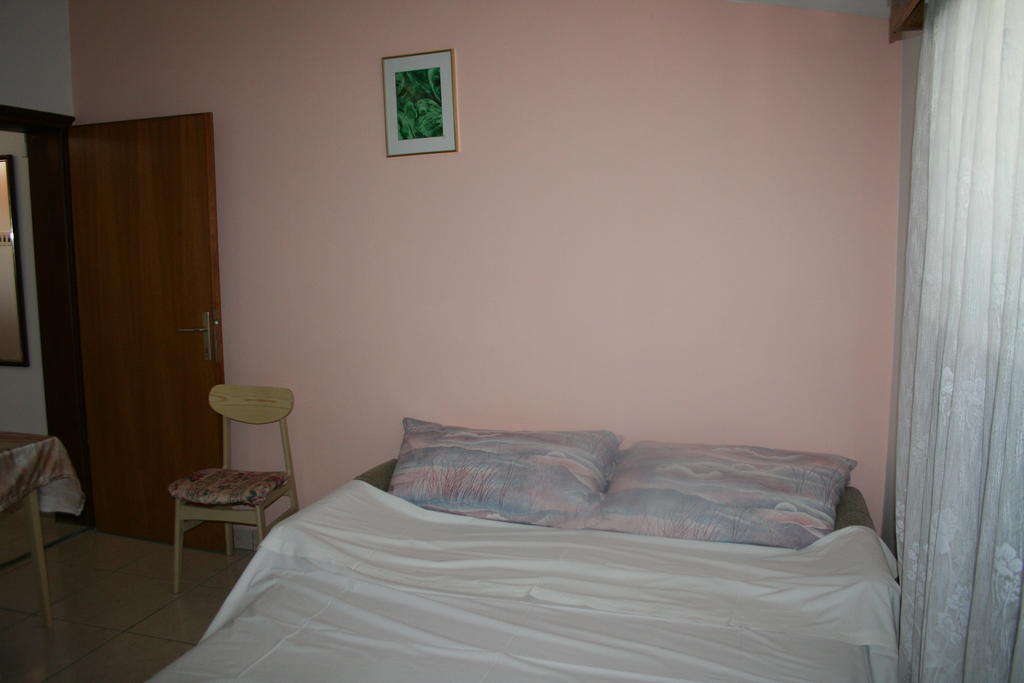 Apartments Santa Barbara Biograd Na Moru Chambre photo